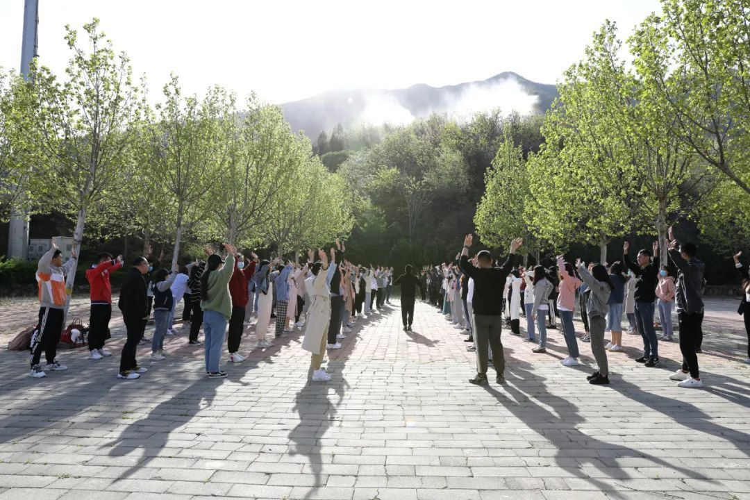 教師團建活動